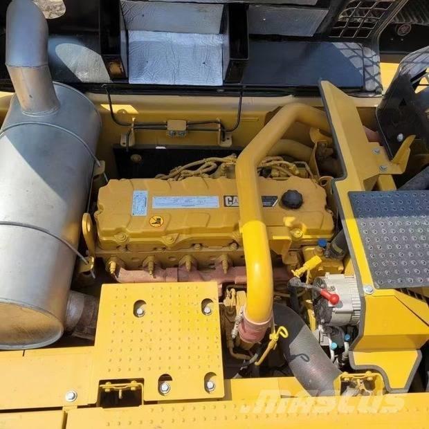 CAT 336 D2 Гусеничные экскаваторы