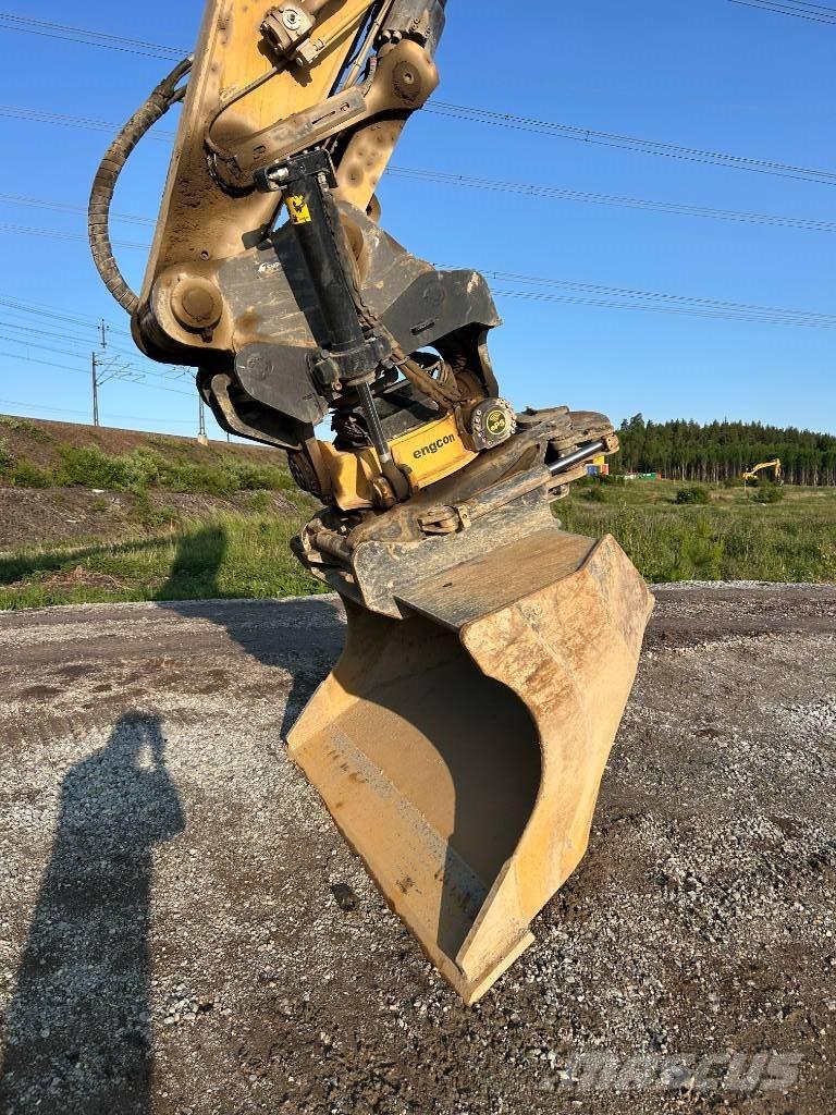 CAT 335 Гусеничные экскаваторы