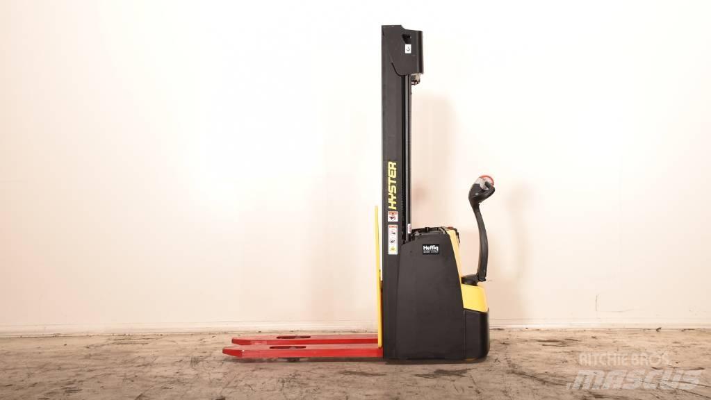Hyster S 1.2 Ручные штабелёры с электроподъёмом