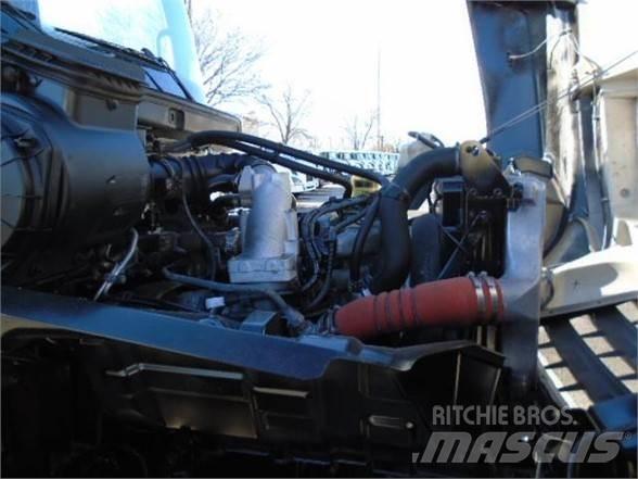 Hino 338 Шасси с кабиной
