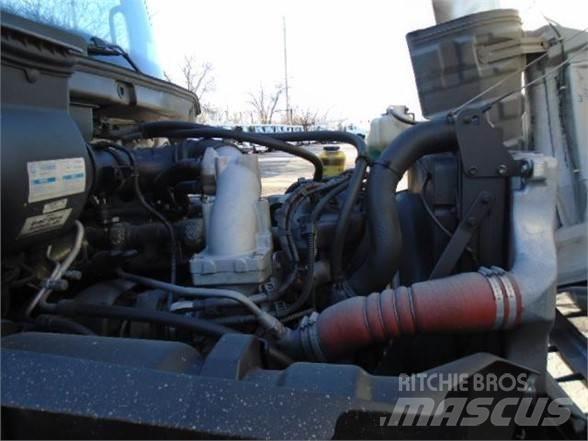 Hino 338 Шасси с кабиной