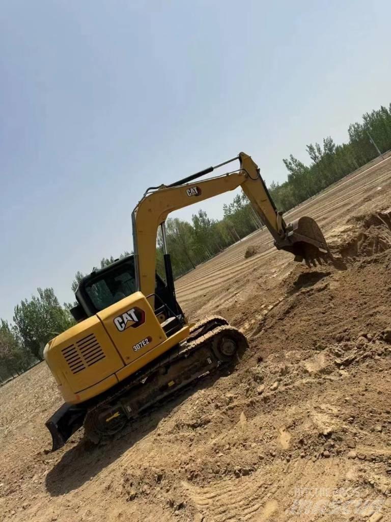 CAT 307 E2 Гусеничные экскаваторы