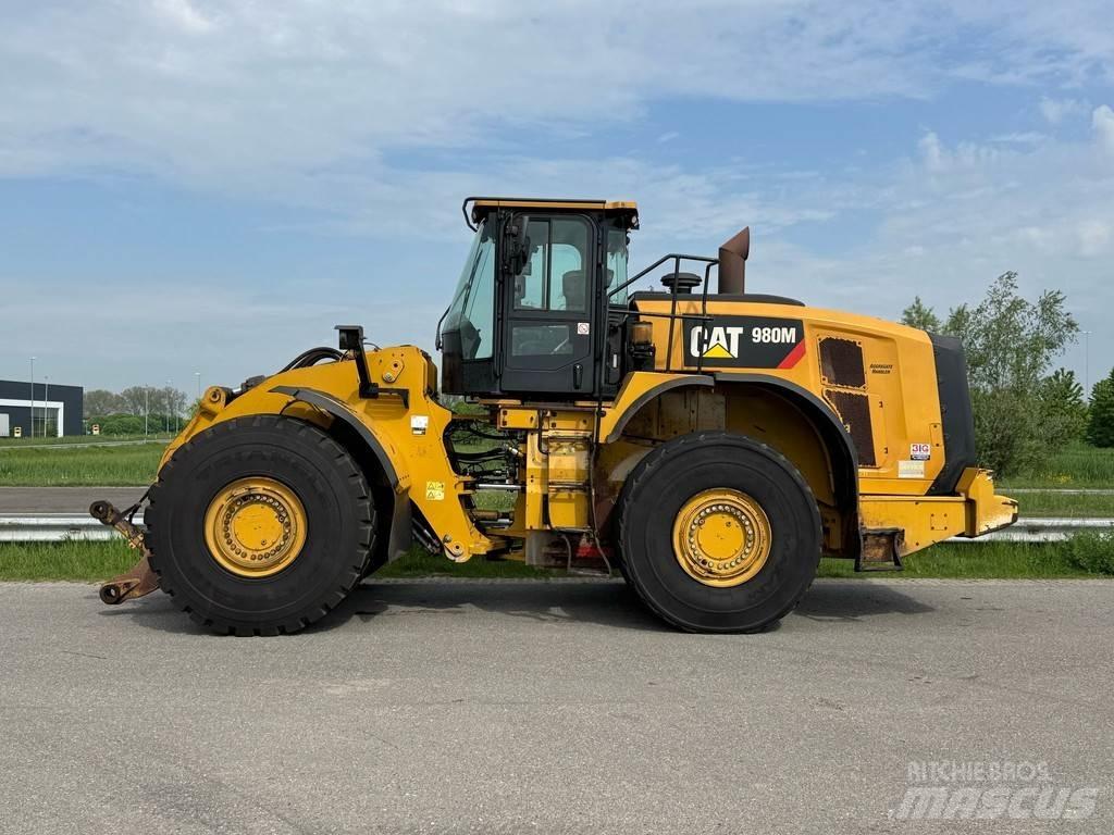 CAT 980M Фронтальные погрузчики