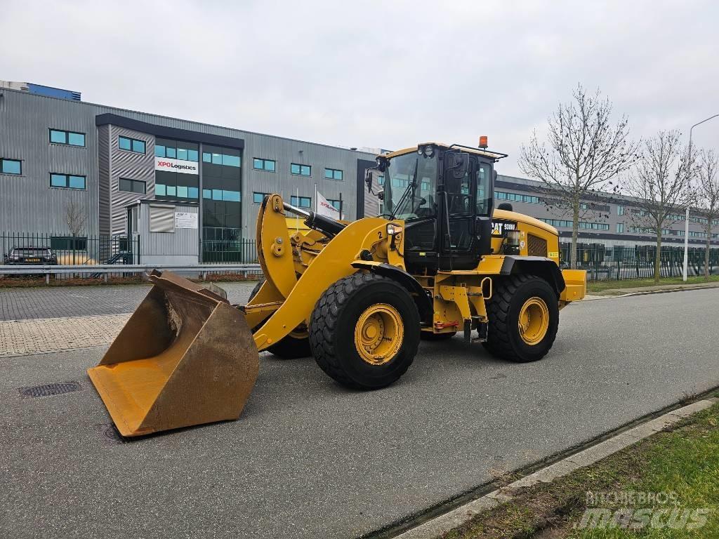 CAT 938 M Фронтальные погрузчики