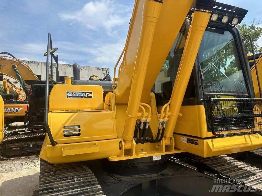 Komatsu PC 220-7 Гусеничные экскаваторы