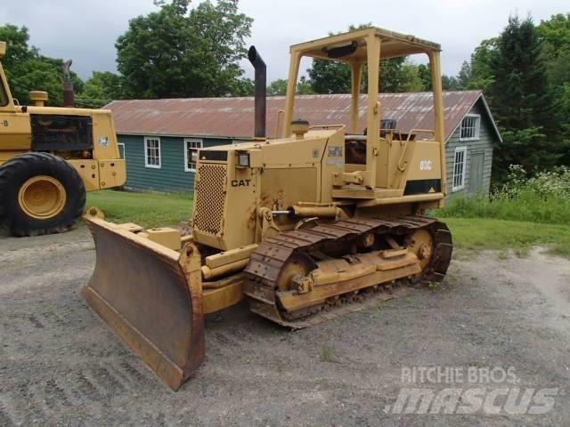 CAT D 3 C Гусеничные бульдозеры