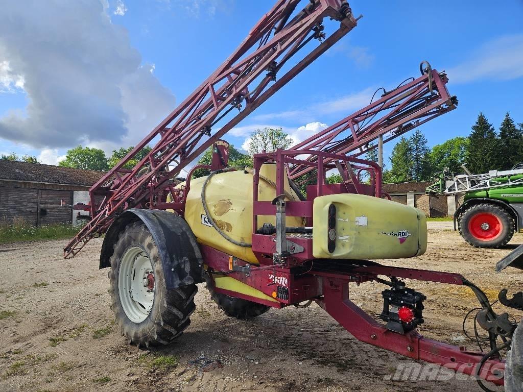 Hardi Commander 2800 Прицепные опрыскиватели