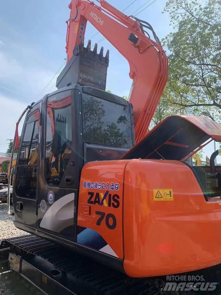 Hitachi ZX 70 Гусеничные экскаваторы