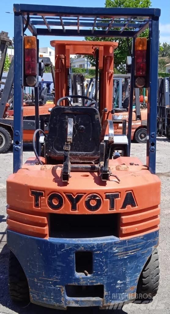 Toyota 42-5FGF15 Газовые погрузчики