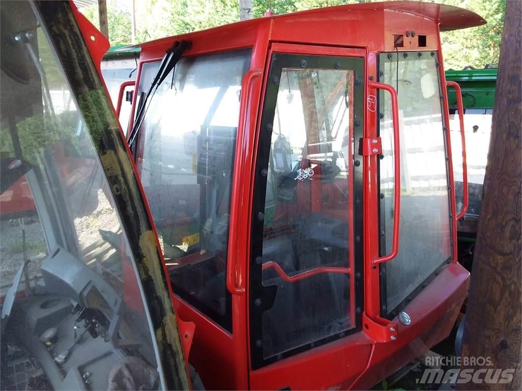 Komatsu 895 Кабины и интерьер