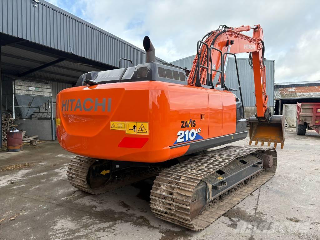 Hitachi 210LC Гусеничные экскаваторы