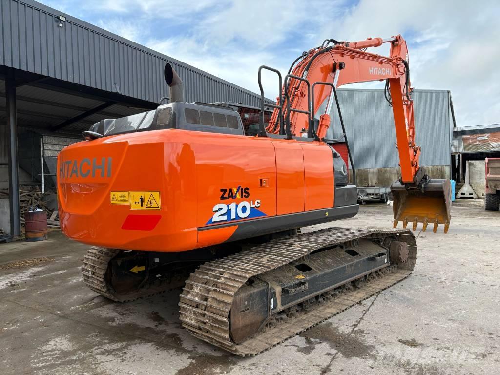 Hitachi 210LC Гусеничные экскаваторы