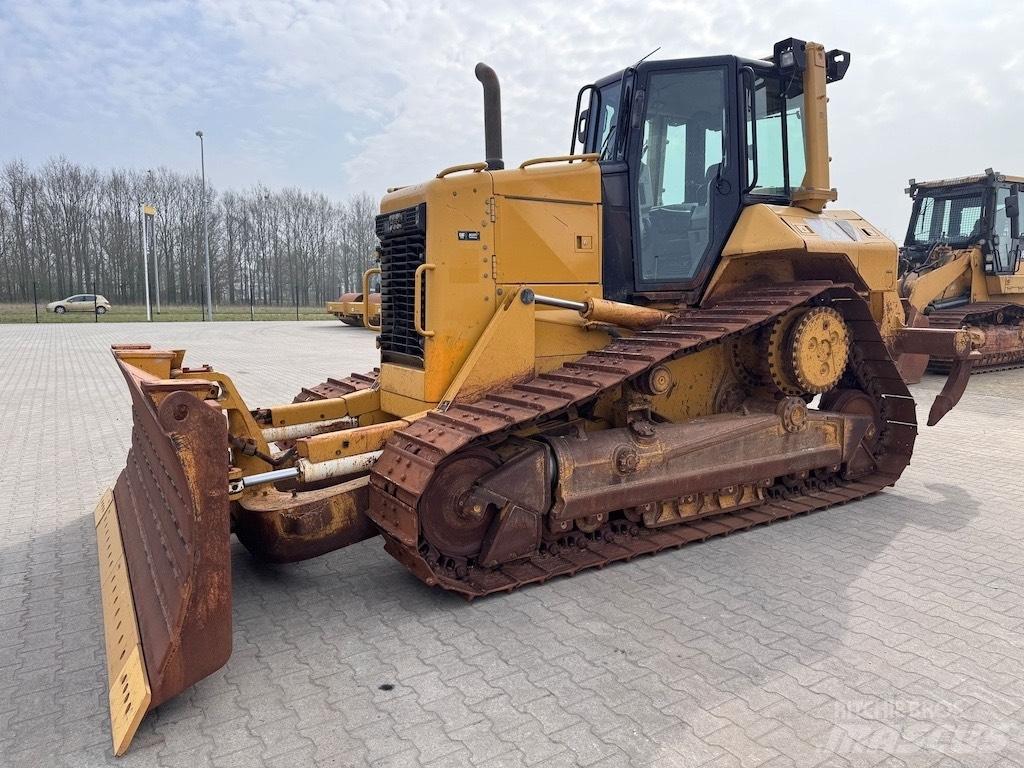 CAT D6N XL Гусеничные бульдозеры