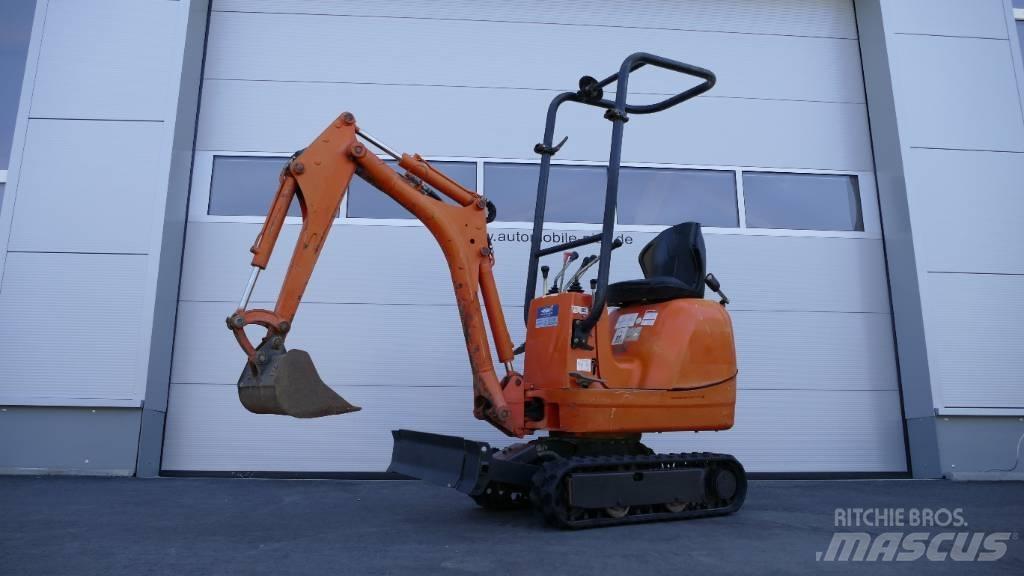 JCB 8008 CTS Мини-экскаваторы