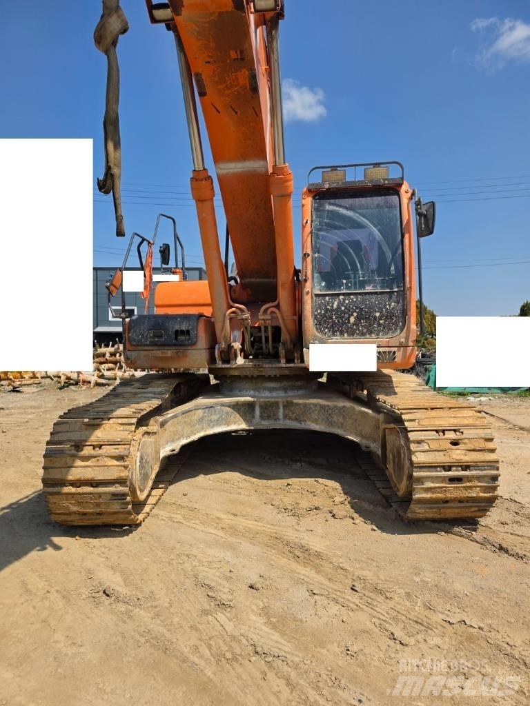 Doosan DX 300 LCA Гусеничные экскаваторы