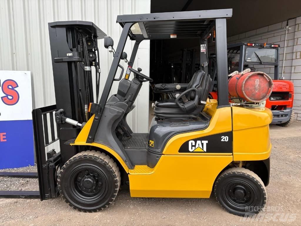 CAT GP 20 N Газовые погрузчики