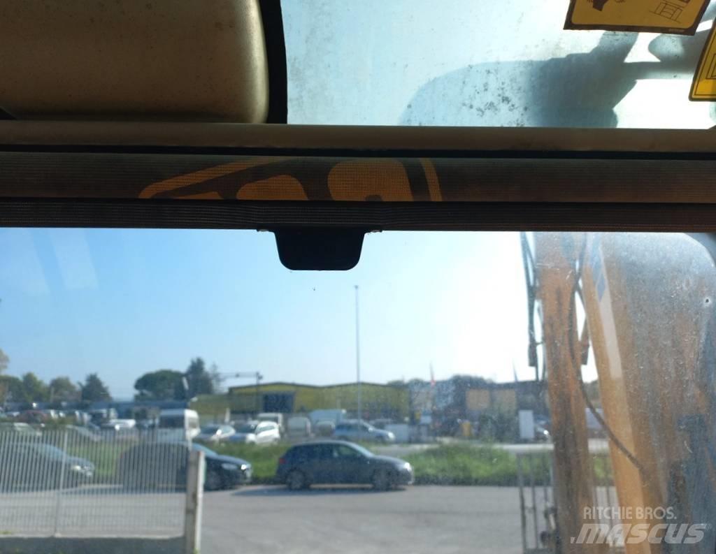 JCB 8080 ZTS Малые экскаваторы 7т-12т