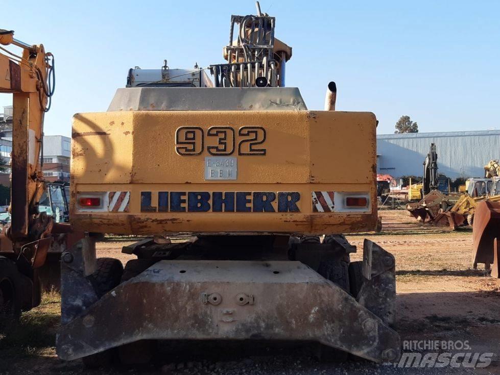 Liebherr A 932 Колёсные экскаваторы