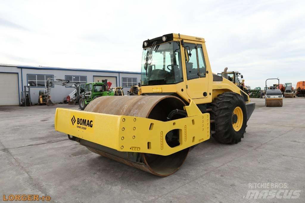 Bomag BW 216 D H-4 Грунтовые катки