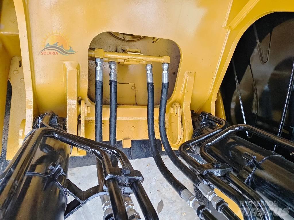 CAT 330 D 2L Гусеничные экскаваторы