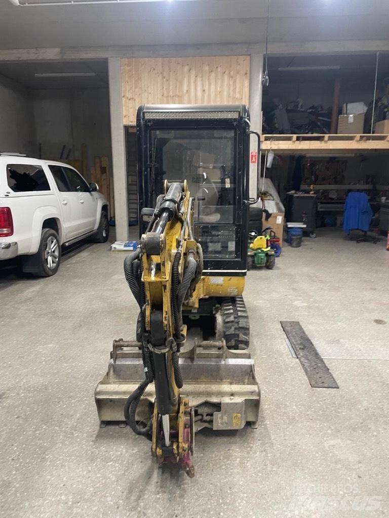 CAT 301.5 Мини-экскаваторы