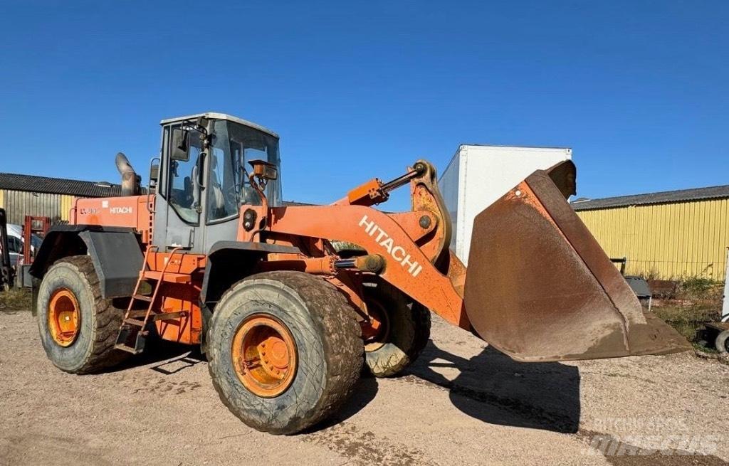 Hitachi LX 210 E Фронтальные погрузчики