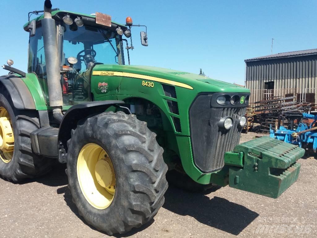 John Deere 8430 Трактора