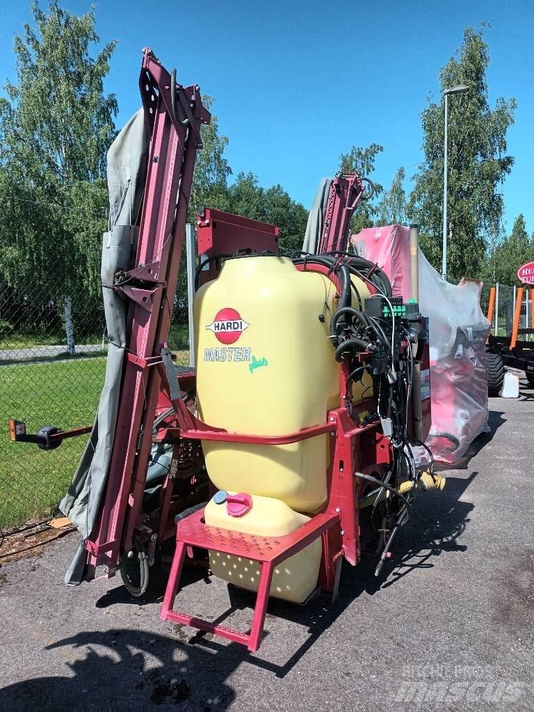 Hardi Master Twin Прицепные опрыскиватели