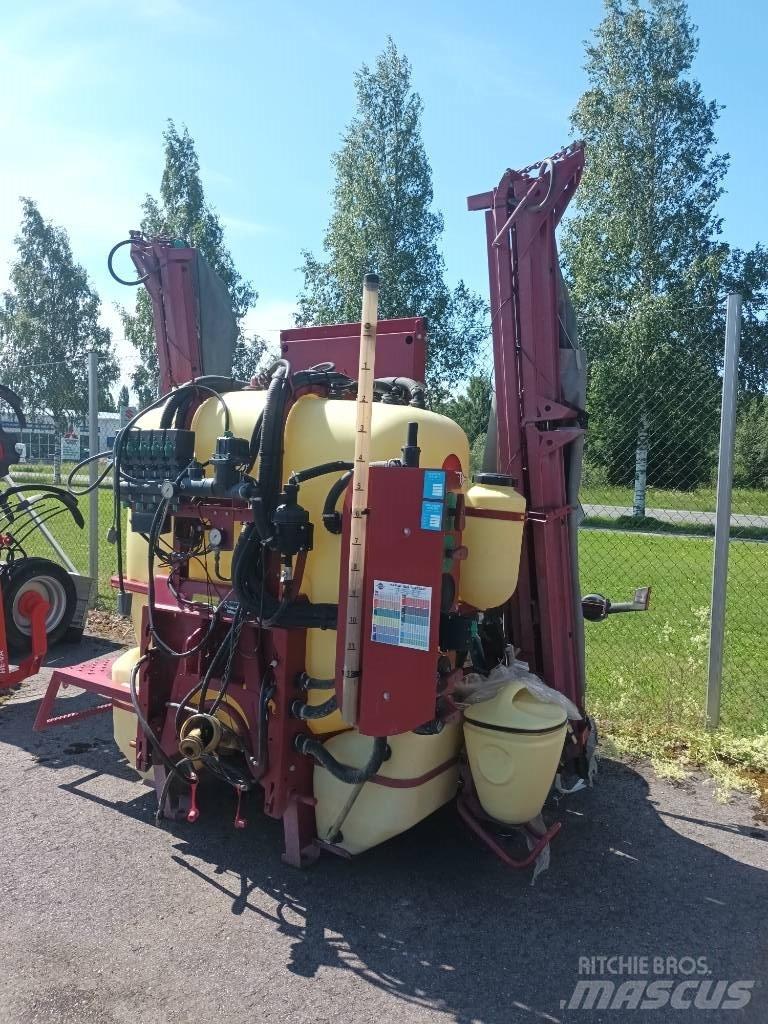 Hardi Master Twin Прицепные опрыскиватели