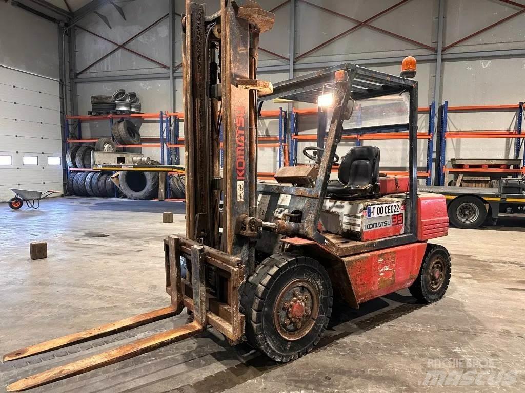 Komatsu FD 35 Дизельные погрузчики