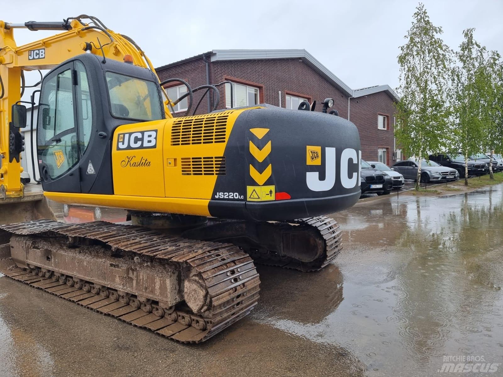 JCB JS 220 LC Гусеничные экскаваторы