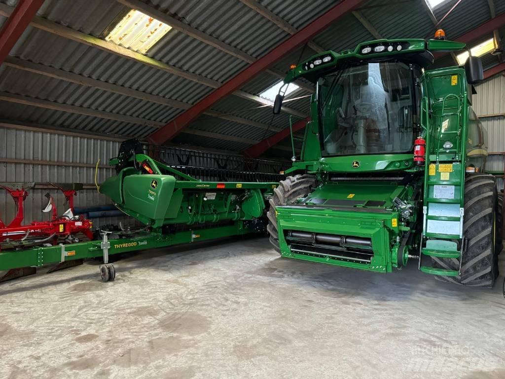 John Deere T 660i Зерноуборочные комбайны