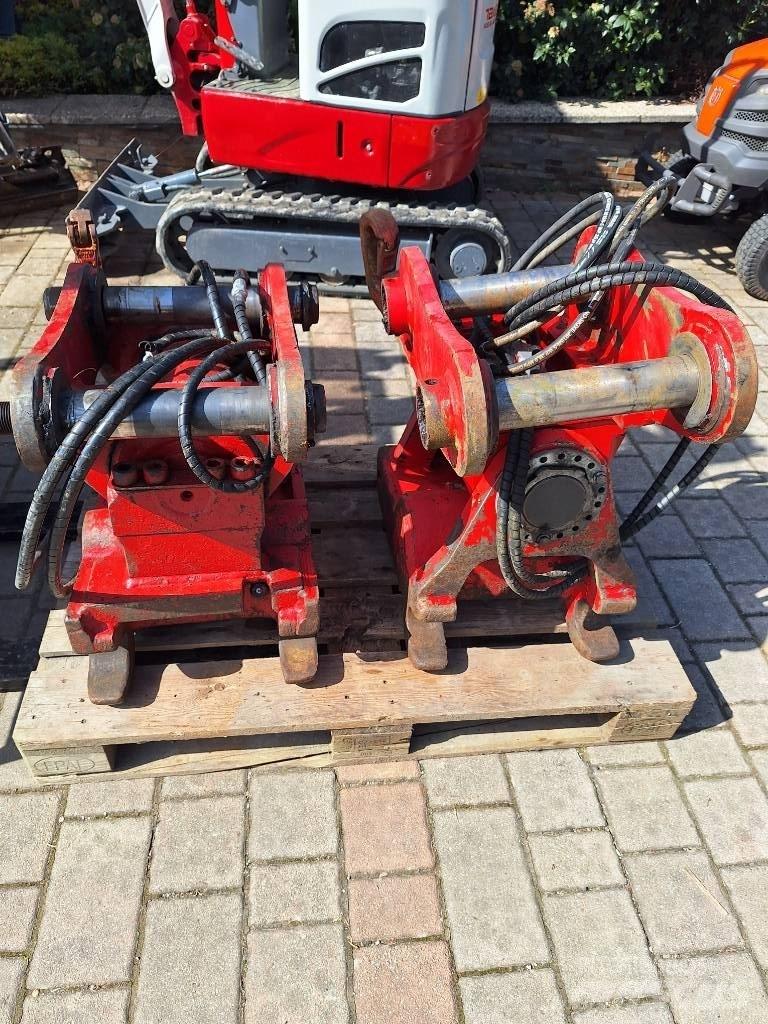 Takeuchi TB 2150 Гусеничные экскаваторы