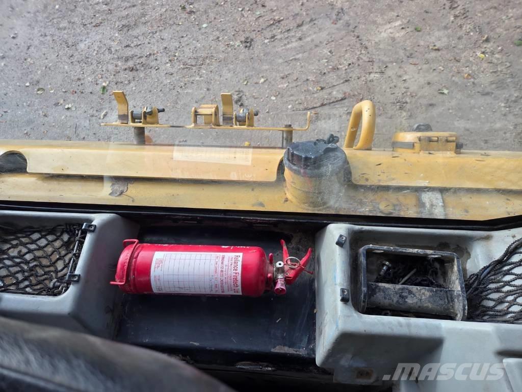 CAT D 6 N LGP Гусеничные бульдозеры