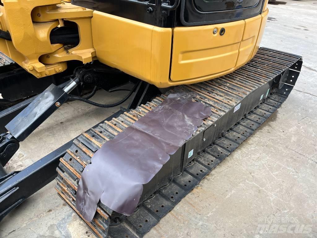 CAT 303.5E2 Мини-экскаваторы