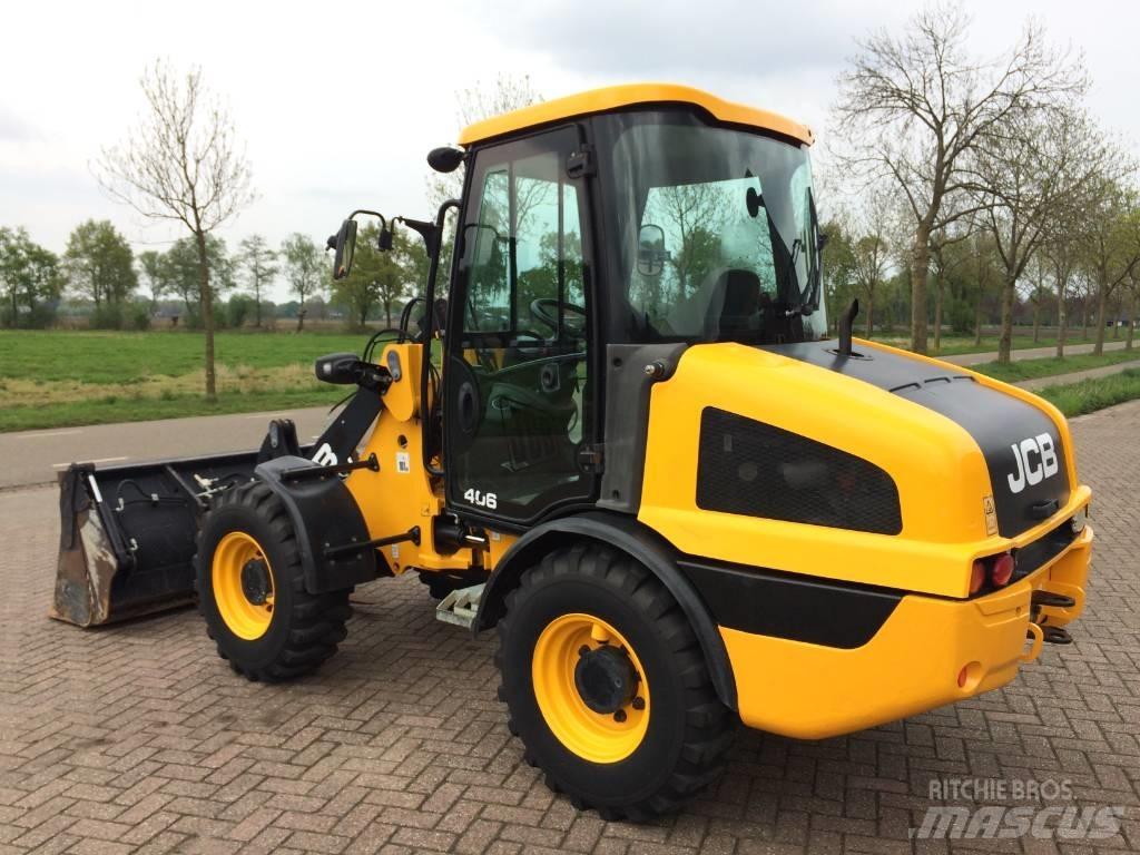 JCB 406 Фронтальные погрузчики