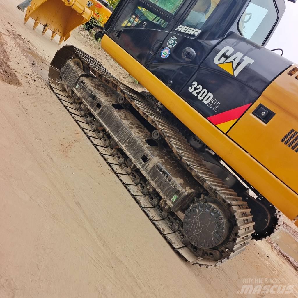 CAT 320D Гусеничные экскаваторы
