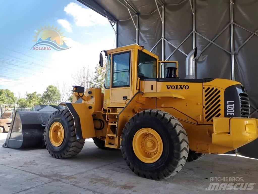 Volvo L 120 E Фронтальные погрузчики