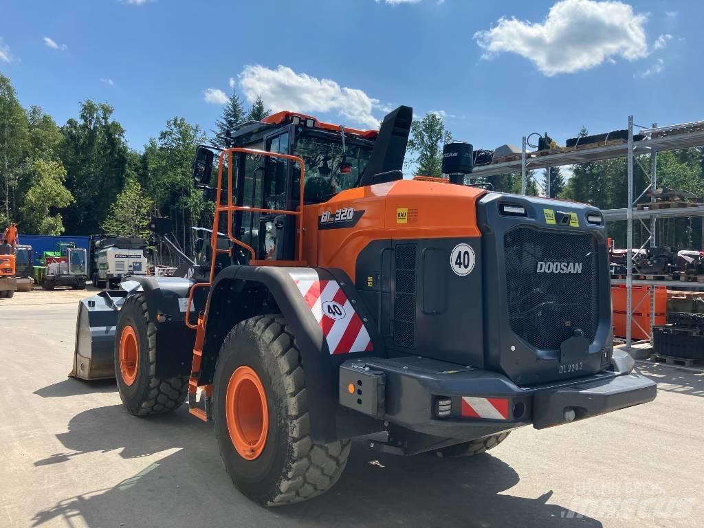 Doosan DL 320-7 Фронтальные погрузчики