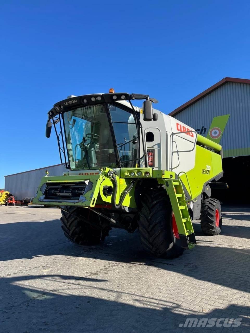 CLAAS Lexion 750 Зерноуборочные комбайны