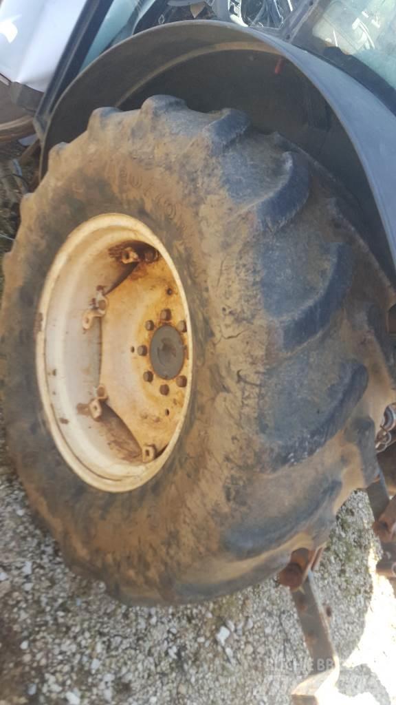  Pneus 420/70R24 Шины и колёса