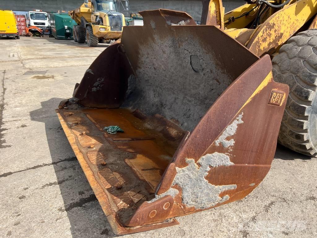 CAT 966 H Фронтальные погрузчики