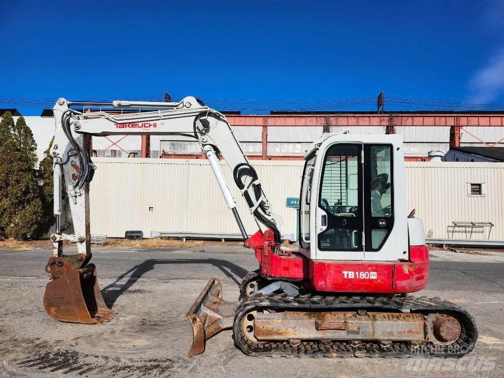 Takeuchi TB 180 FR Гусеничные экскаваторы