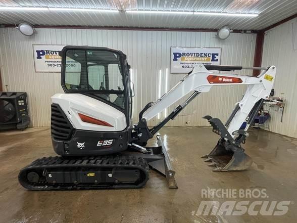 Bobcat E35R2 Мини-экскаваторы