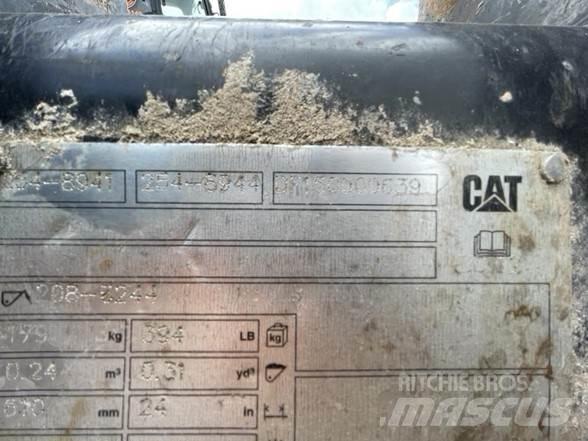 CAT 2548941 Ковши