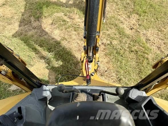 CAT 416 Экскаваторы-погрузчики
