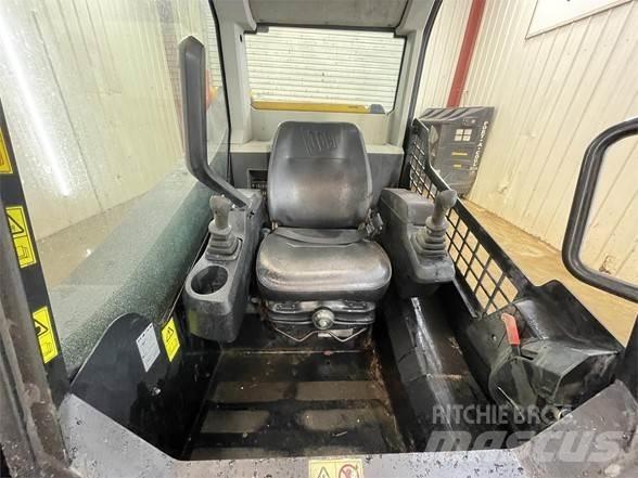 JCB 210T Мини-погрузчики