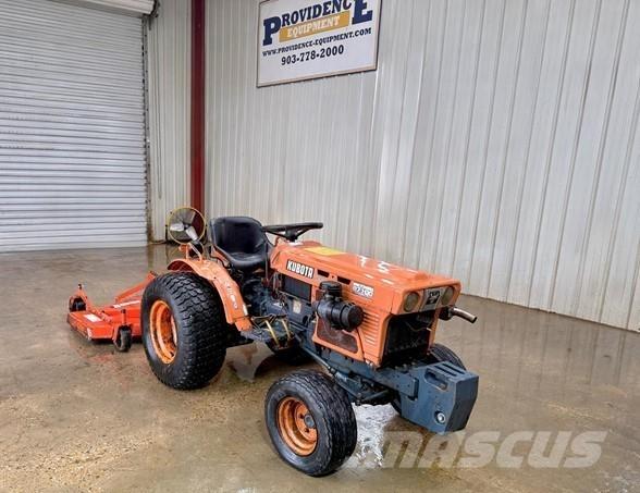 Kubota B7100 Трактора