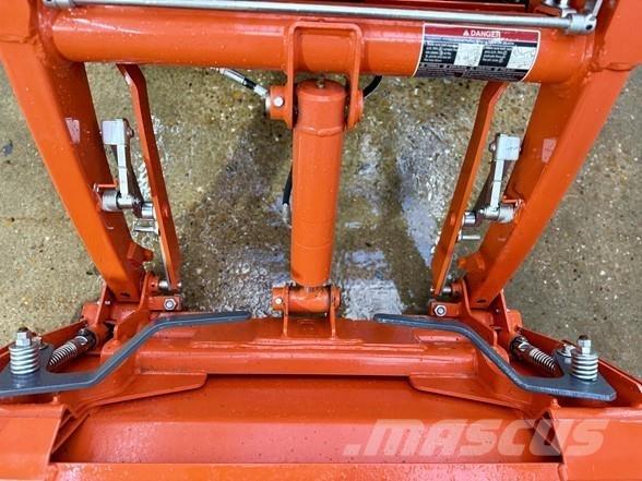 Kubota BX23 Экскаваторы-погрузчики