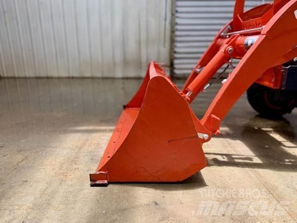 Kubota BX23S Экскаваторы-погрузчики